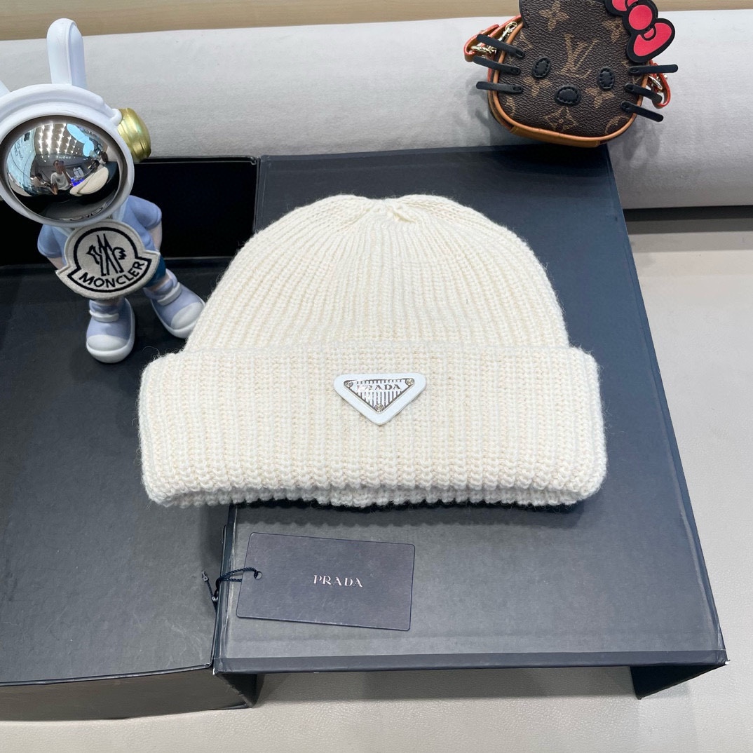 NO:220290,.Prada Japanese sweet knitted fisherman hat for women in autumn and winter warm Korean blogger same style wool hat showing face small hat fisherman hat baseball hat knitted hat, hat, prada, prada, espadrilles, hats19860909.Prada普拉达日系甜美针织渔夫帽女秋冬保暖韩系博主同款毛线帽显脸小帽子渔夫帽棒球帽针织帽,帽子,prada,prada,espadrilles,hats,hat