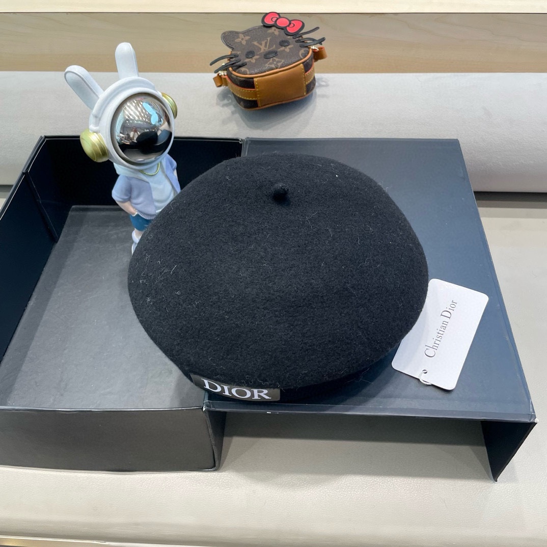 NO:220298,Dior Korean wool retro beret women autumn and winter versatile ins niche temperament flat top painter hat fashion newspaper baby hat fisherman hat baseball hat knit hat, hat, dior, espadrilles, hats19860909Dior韩国毛呢复古贝雷帽女秋冬百搭ins小众气质平顶画家帽时尚报童帽帽子渔夫帽棒球帽针织帽,帽子,dior,espadrilles,hats,hat