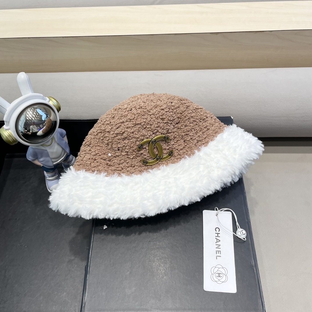 NO:220319,Chanel knitted hat for women in autumn and winter Korean style versatile big head circumference warm ear protection wool hat showing face small plush fisherman hat trendy hat fisherman hat baseball hat knit hat, hat, chanel, espadrilles, hats19860909Chanel针织帽女秋冬季韩版百搭大头围保暖护耳毛线帽显脸小毛绒渔夫帽潮帽子渔夫帽棒球帽针织帽,帽子,chanel,espadrilles,hats,hat