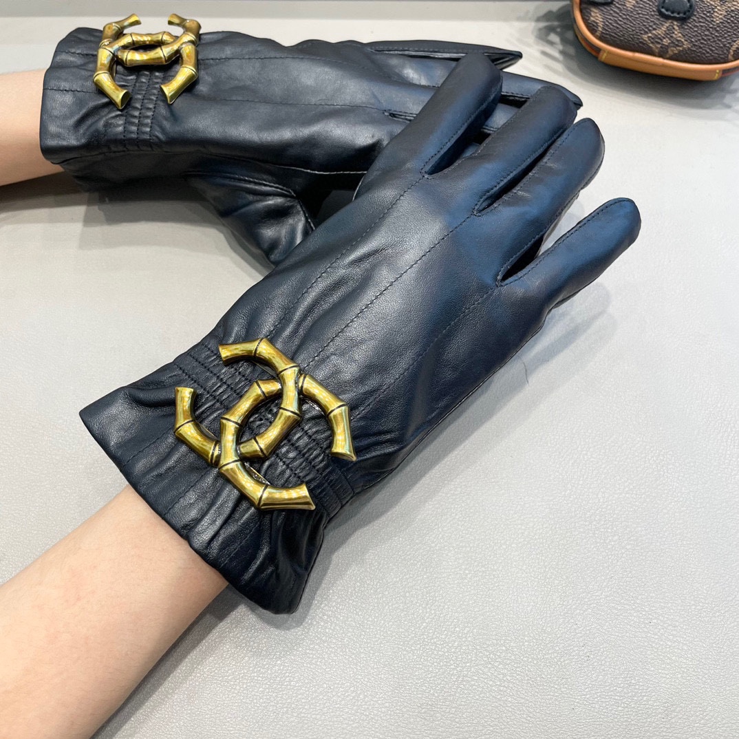 NO:554875,Chanel women's gloves, fashionable gloves, classic, simple and easy to use, super comfortable, soft and versatile!  One size fits all gloves, gloves, chanel, gloves19860909香奈儿女款手套,时尚手套,经典简洁上手超舒适柔软、百搭！均码手套,手套,chanel,gloves,accessory