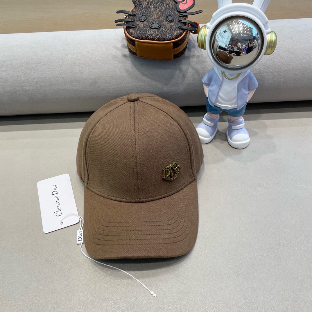 NO:220330,Dior Korean version autumn and winter three-dimensional letters woolen hard top warm baseball cap men and women versatile face small duckball cap hat fisherman hat baseball cap knit hat, hat, dior, espadrilles, hats19860909Dior韩版秋冬立体字母毛呢子硬顶保暖棒球帽男女百搭显脸小鸭舌帽帽子渔夫帽棒球帽针织帽,帽子,dior,espadrilles,hats,hat