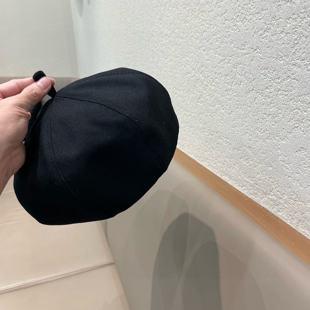 PRADA普拉达 贝雷帽女春秋款显脸小画家帽棕色韩系八角帽子大头围新款