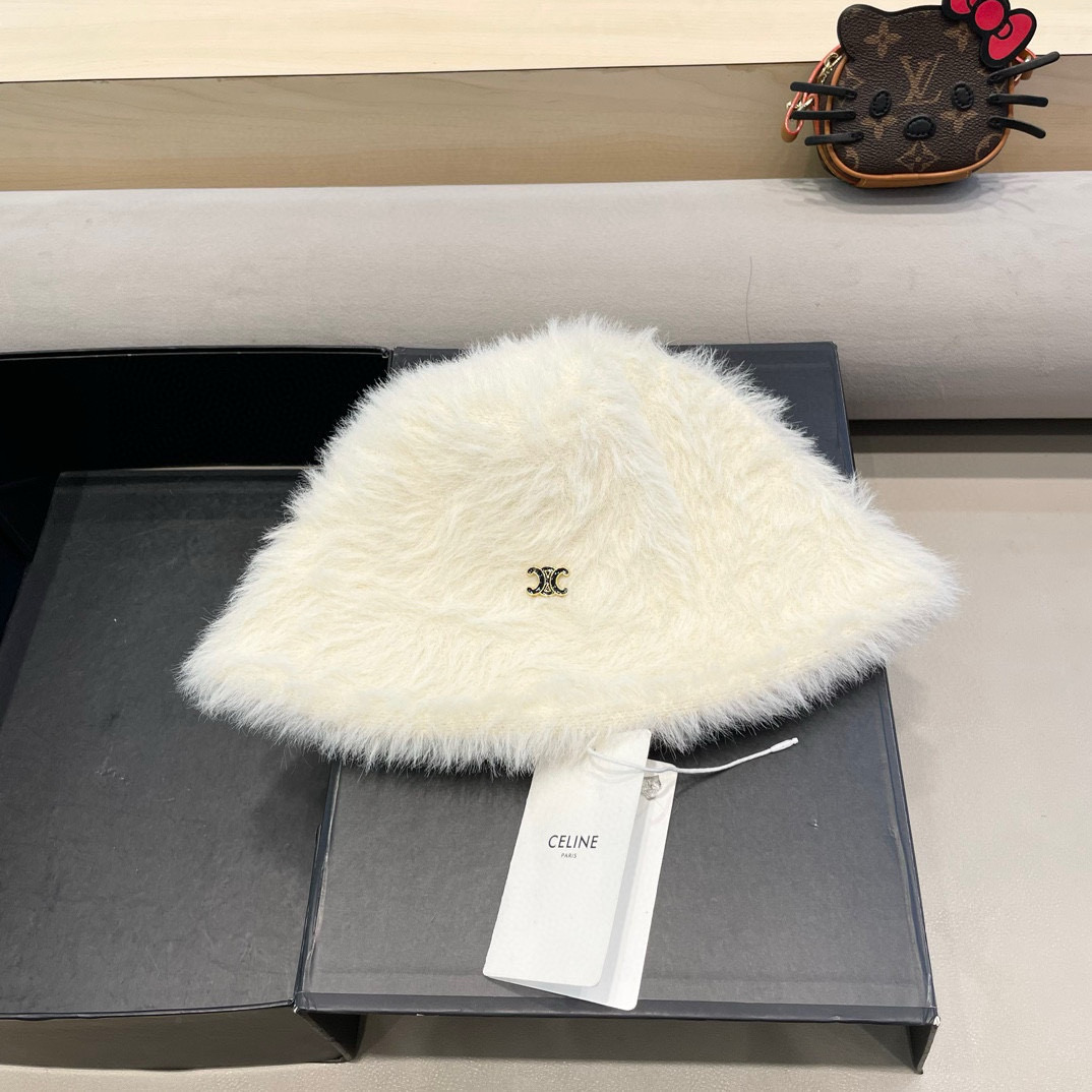 NO:218697,Celine Celine women autumn and winter rabbit-haired fisherman hat popular plush bucket hat big head circumference face small basin hat fisherman hat baseball hat knit hat, hat, celine, espadrilles, hats19860909塞琳Celine女秋冬兔毛渔夫帽爆款毛绒水桶帽大头围显脸小盆帽帽子渔夫帽棒球帽针织帽,帽子,celine,espadrilles,hats,hat