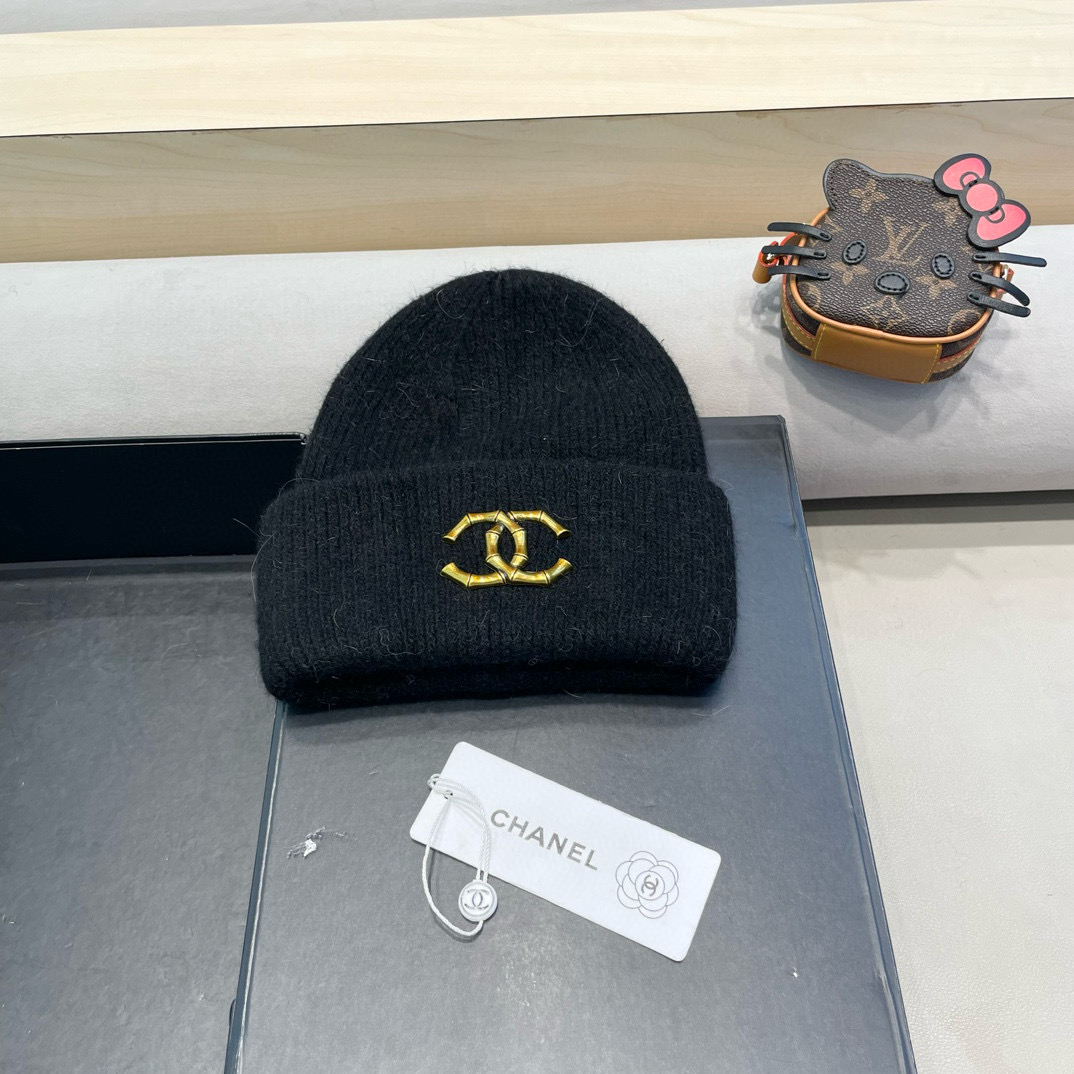 NO:218701,Chanel hat for women in winter rabbit hair fashion face showing small wool hat warm casual big head circumference knit hat versatile cold hat trendy hat fisherman hat baseball hat knit hat, hat, chanel, espadrilles, hats19860909Chanel 帽子女冬季兔毛时尚显脸小毛线帽保暖休闲大头围针织帽百搭冷帽潮帽子渔夫帽棒球帽针织帽,帽子,chanel,espadrilles,hats,hat