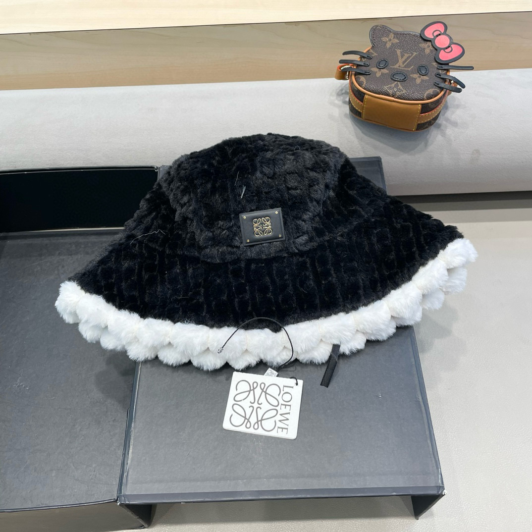 NO:218434,Loewe Japan purchasing plush fisherman hat women autumn and winter face small knitted pot hat small fragrance style winter warm bucket hat fisherman hat baseball hat knitted hat, hat, loewe, loewe, espadrilles, hats19860909罗意威loewe日本代购毛绒渔夫帽女秋冬显脸小针织盆帽小香风冬季保暖水桶帽子帽子渔夫帽棒球帽针织帽,帽子,loewe,loewe,espadrilles,hats,hat