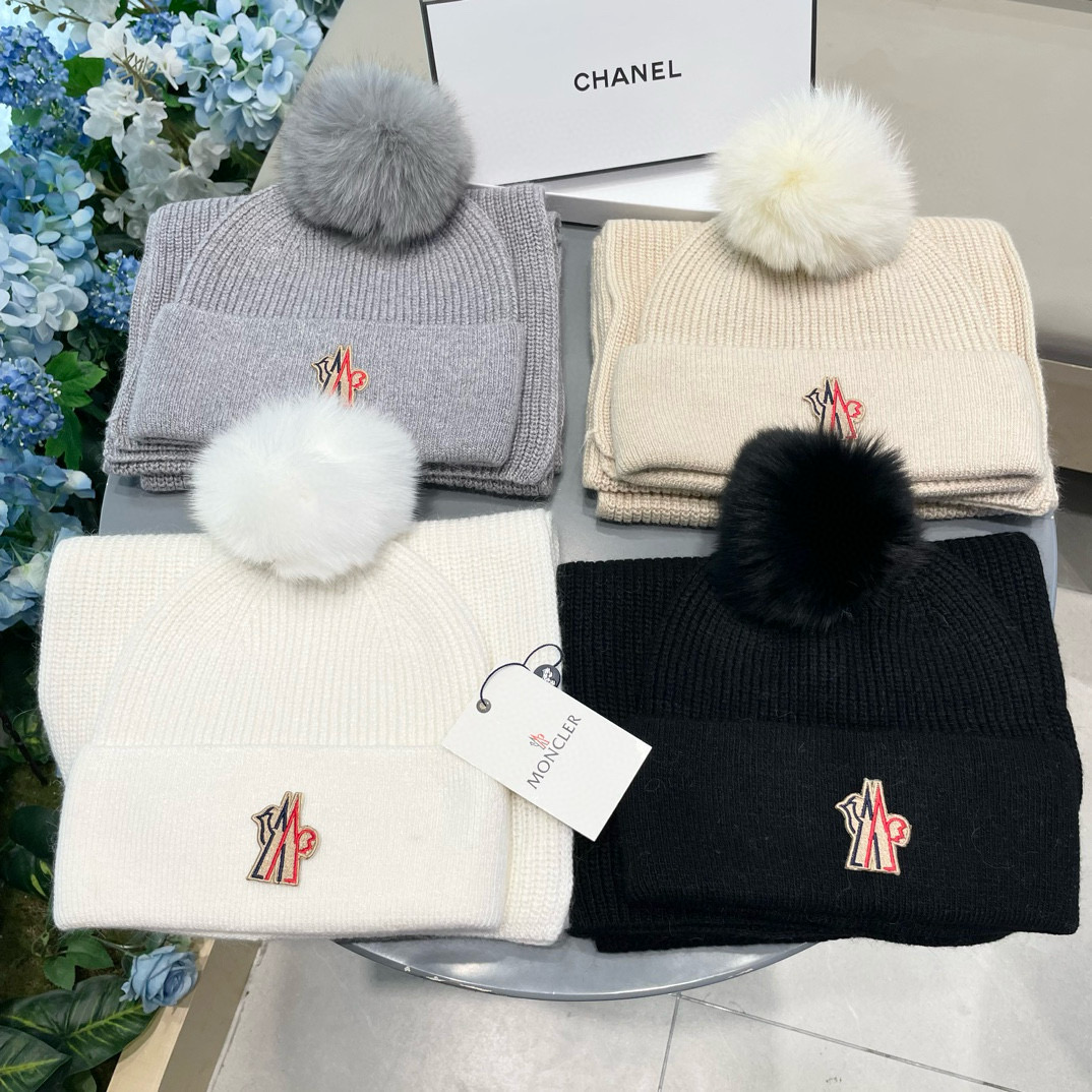 NO:218485,Moncler masked new knitted scarf set Scarf hat plus fox wool ball set, atmospheric and high-value, extremely comfortable hat Fisherman hat Baseball hat Knitted hat, hat, christian louboutin, Moncler, espadrilles, hats19860909Moncler蒙口新款针织围巾套装 围巾帽加狐狸毛球套装,大气高颜值,手感无比舒适帽子渔夫帽棒球帽针织帽,帽子,christian louboutin,Moncler,espadrilles,hats,hat
