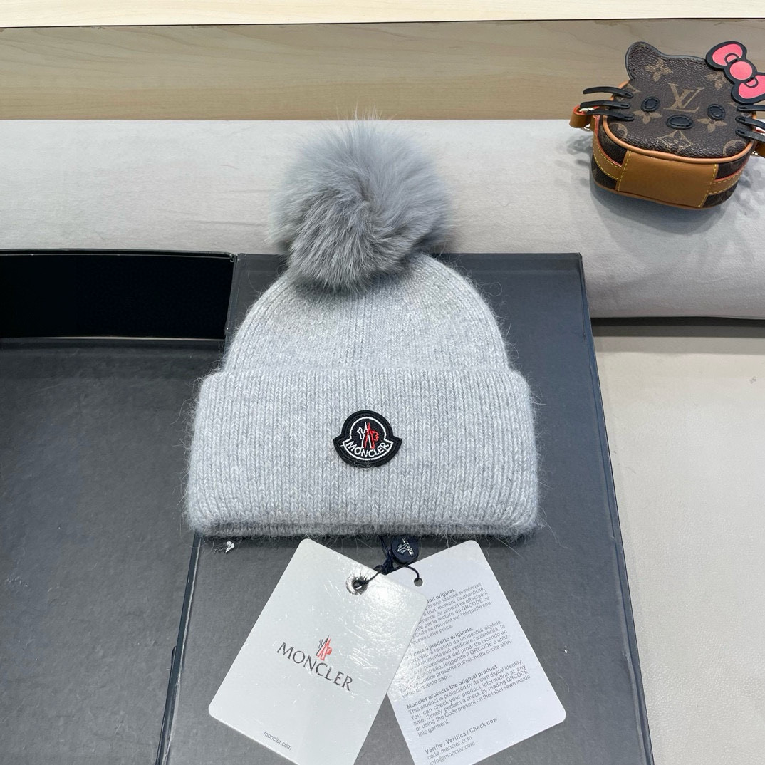 NO:218932,Moncler Japanese Angora rabbit fluff knitted hat women's Korean version plus velvet warm ear protection warm fox wool ball wool hat hat fisherman hat baseball hat knit hat, hat, christian louboutin, espadrilles, hats19860909moncler日系安哥拉兔绒毛针织帽子女韩版加绒保暖护耳保暖狐狸毛球毛线帽帽子渔夫帽棒球帽针织帽,帽子,christian louboutin,espadrilles,hats,hat