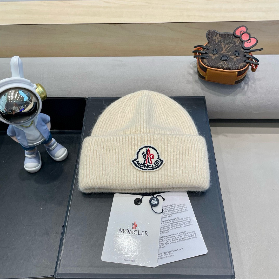 NO:218985,【MONCELER cover] New autumn and winter rabbit wool hat, designed for men and women, it is very easy to match when going out!  Hat Fisherman Hat Baseball Hat Knitted Hats, Hats, Moncler, espadrilles, hats19860909【MONCELER蒙口】秋冬新款兔毛毛线帽,设计款男女可戴,出街超好搭配！帽子渔夫帽棒球帽针织帽,帽子,Moncler,espadrilles,hats,hat