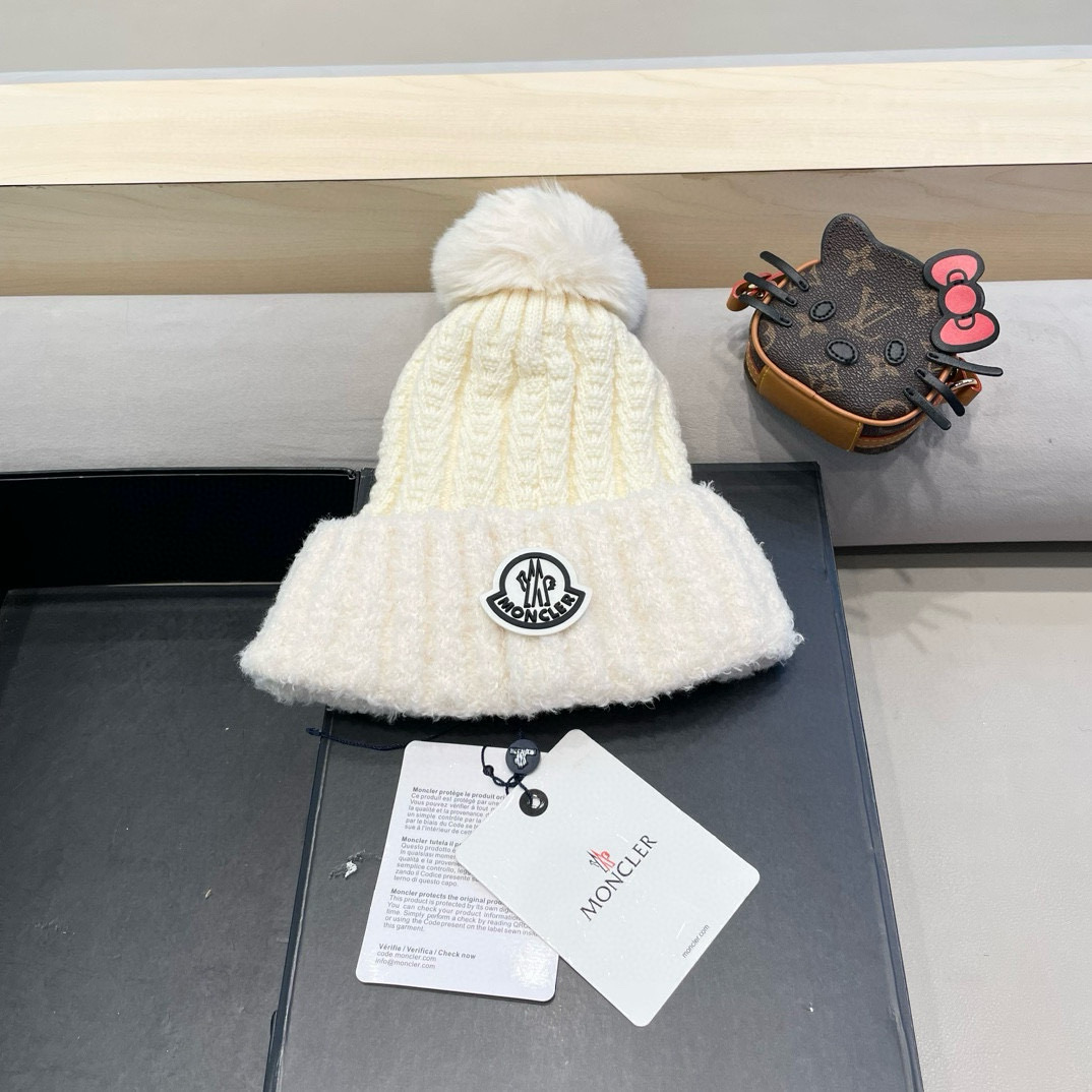 NO:219017,Moncler/blocked style autumn and winter new warm wool hat wool hat cold hat hat fisherman hat baseball hat knit hat, hat, christian louboutin, Moncler, espadrilles, hats19860909Moncler/蒙口风格秋冬新款保暖羊毛帽毛线帽冷帽帽子帽子渔夫帽棒球帽针织帽,帽子,christian louboutin,Moncler,espadrilles,hats,hat