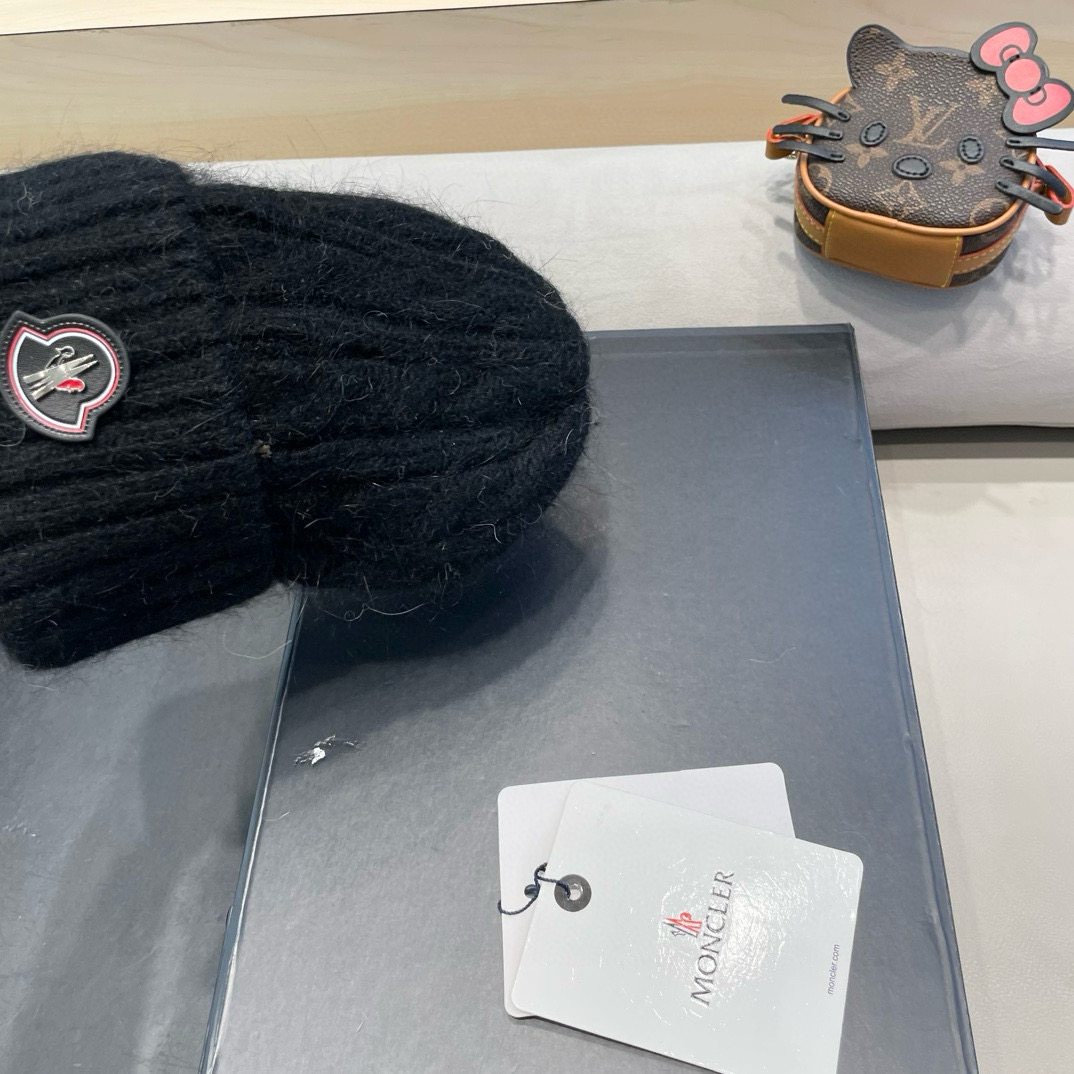 moncler毛线帽 女秋冬大头围可爱粉色兔毛女款冬天百搭麻花护耳针织帽子
