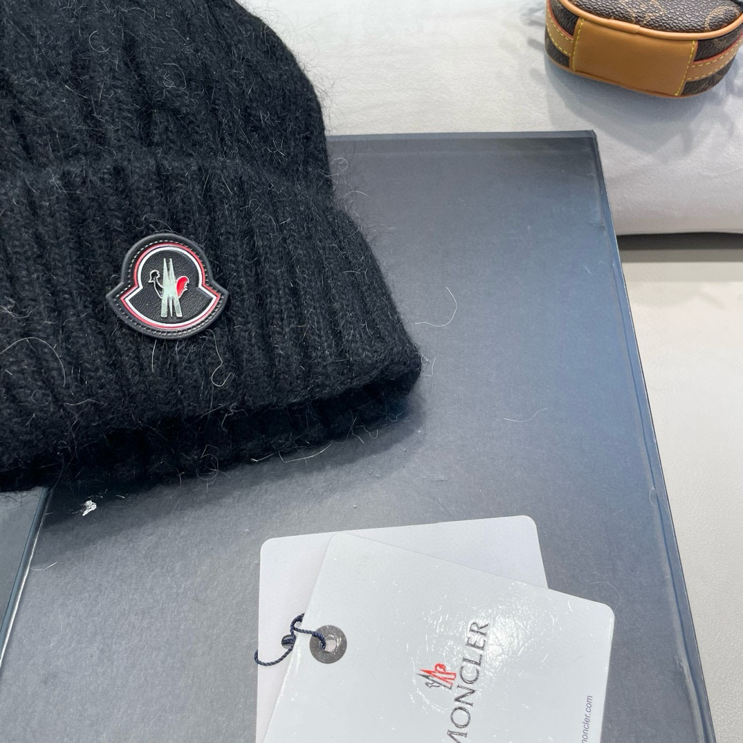 moncler毛线帽 女秋冬大头围可爱粉色兔毛女款冬天百搭麻花护耳针织帽子