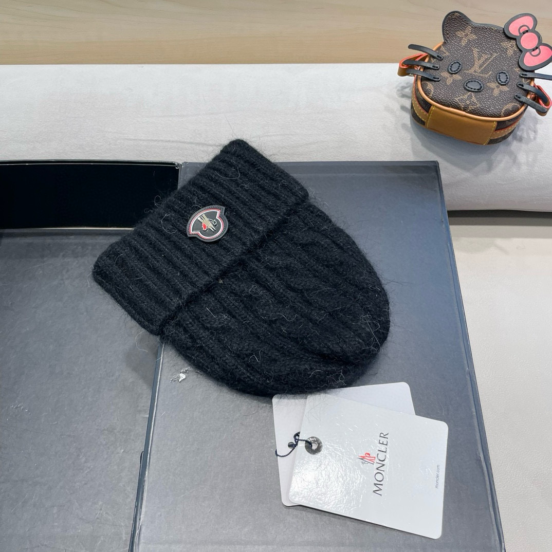 moncler毛线帽 女秋冬大头围可爱粉色兔毛女款冬天百搭麻花护耳针织帽子