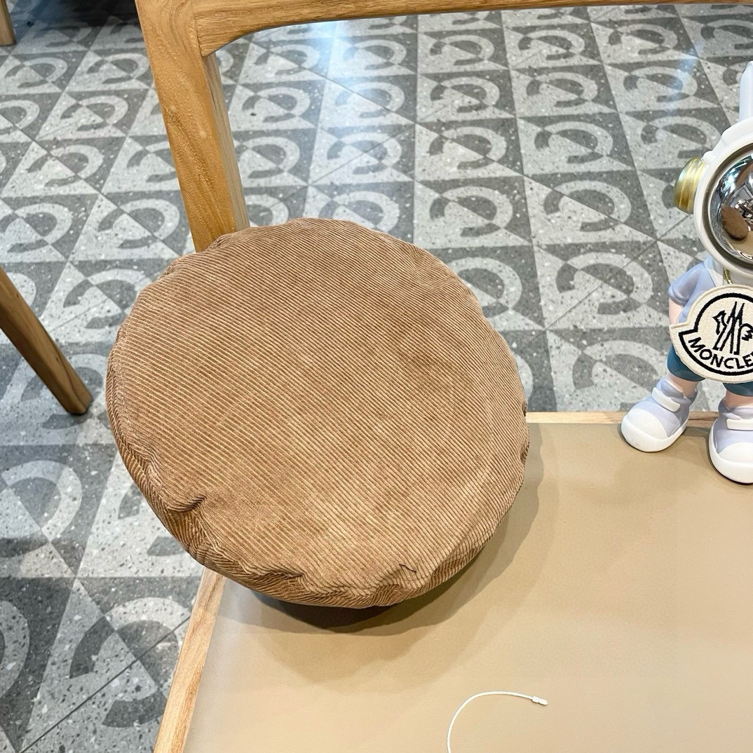 迪奥DIOR秋冬款美拉德风皮条贝雷帽女绒面大帽围显脸小新款保暖防风帽子