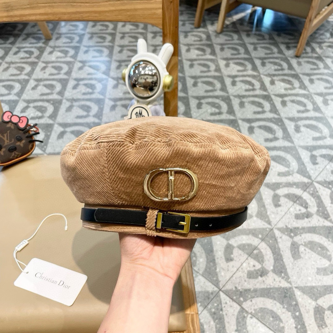 迪奥DIOR秋冬款美拉德风皮条贝雷帽女绒面大帽围显脸小新款保暖防风帽子