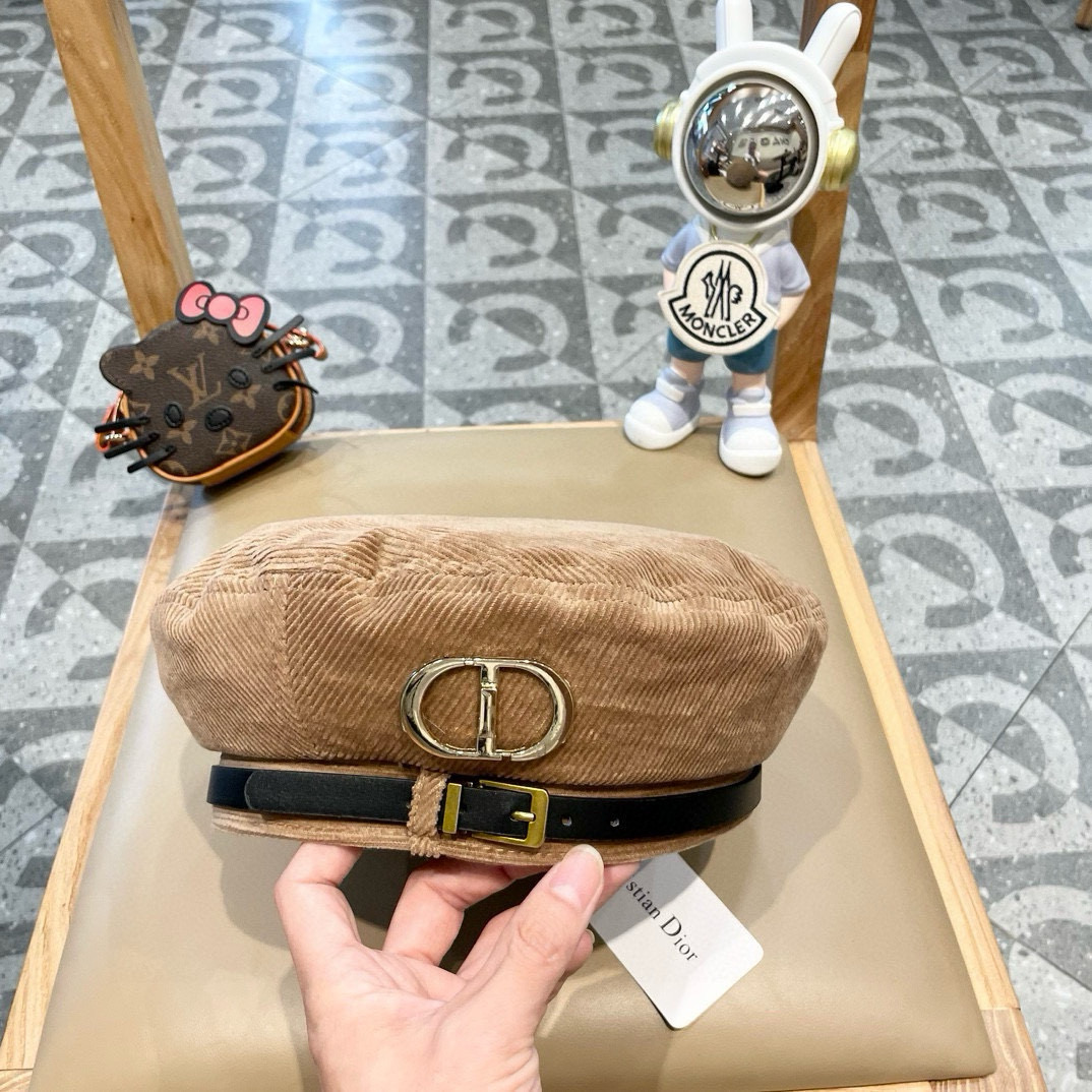 迪奥DIOR秋冬款美拉德风皮条贝雷帽女绒面大帽围显脸小新款保暖防风帽子