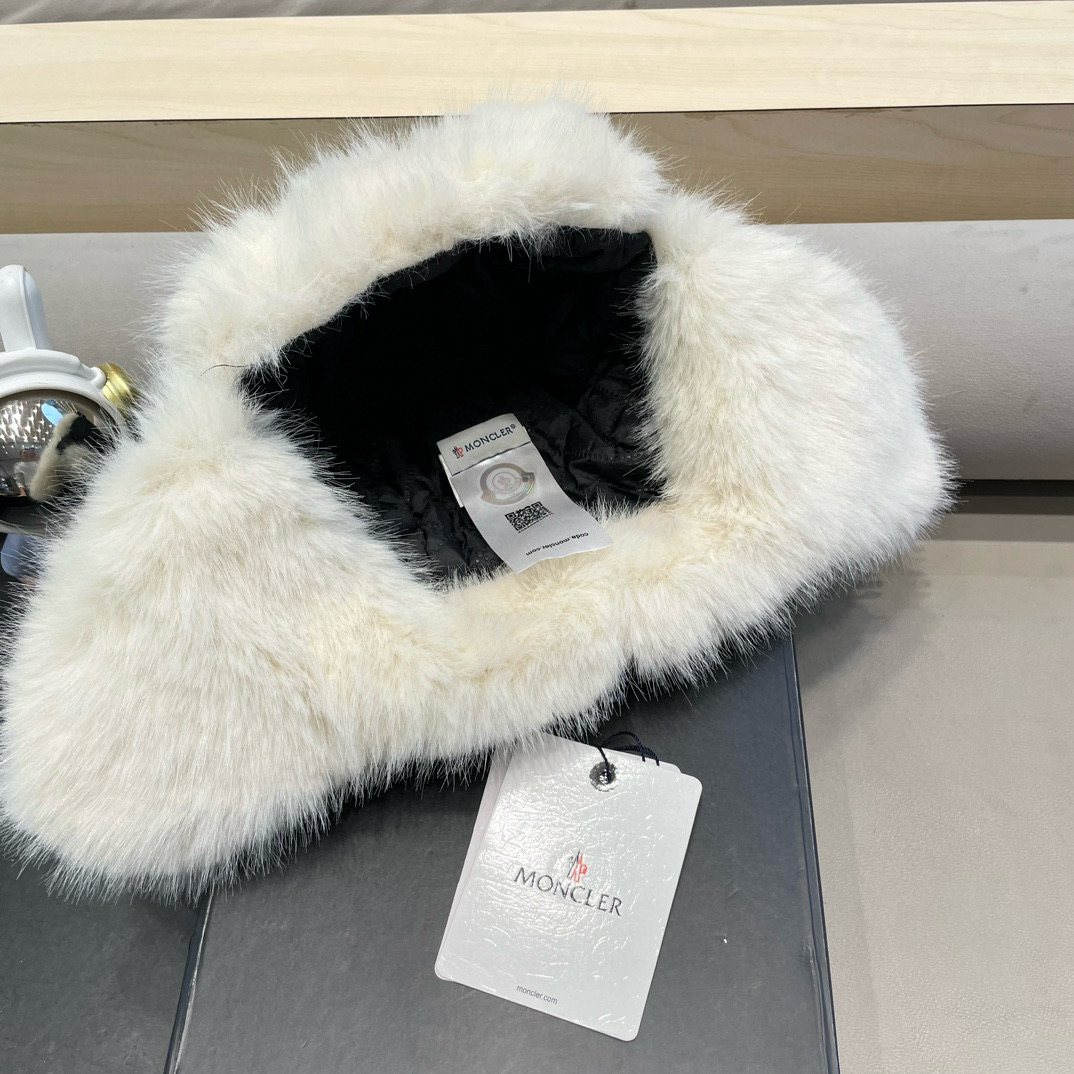 moncler东北防寒雷锋帽子女款秋冬季毛绒加厚保暖骑行电动车防风护耳棉帽