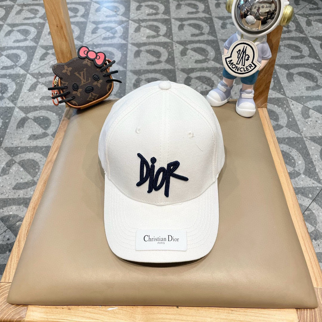NO:362792,Dior baseball cap is simple, atmospheric, fashionable, generous, low-key, luxurious sun protection, both fashionable and versatile, and you are worthy of it!  Adjustable size!  Hat Straw Hat Fisherman Hat Baseball Hat Knitted Hats, Hats, Dior, Dior, espadrilles, hatsDior迪奥棒球帽简约大气时尚大方低调奢华防晒,时尚两不误,百搭款亲,赶紧入手吧你值得拥有！可调节大小！帽子草帽渔夫帽棒球帽针织帽,帽子,dior,dior,espadrilles,hats,hat