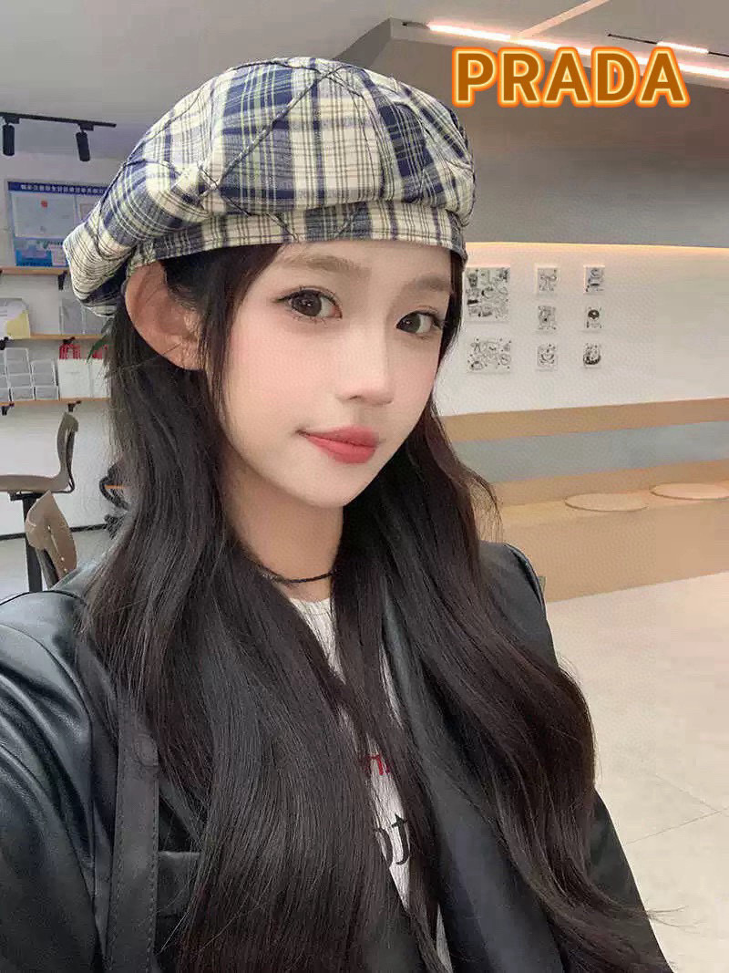 NO:220614,PRADA Prada retro checked beret women's spring and autumn thin style fashionable and versatile face showing small pumpkin hat concave shape octagonal hat fisherman hat baseball hat knit hat, hat, prada, prada, espadrilles, hats19860909PRADA普拉达复古格纹贝雷帽女春秋薄款时髦百搭显脸小南瓜帽凹造型八角帽帽子渔夫帽棒球帽针织帽,帽子,prada,prada,espadrilles,hats,hat