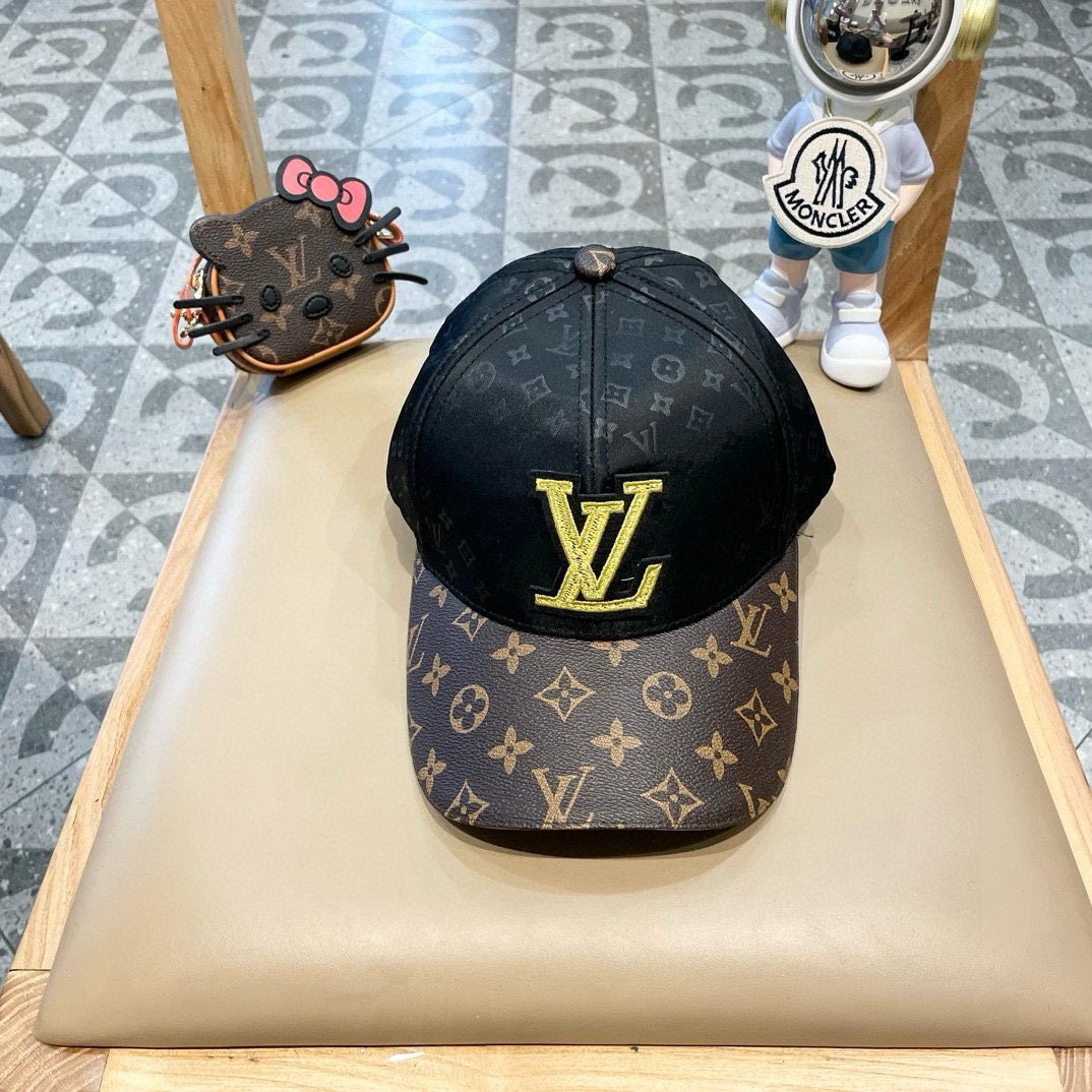    路易威登LouisVuitton新款棒球帽🧢  
LV棒球帽，简约大气，男女通用