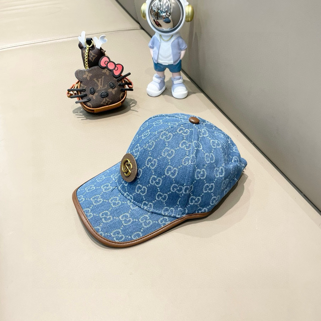  GUCCI古奇棒牛仔皮包边球帽👒 工艺非常精美 高档大气上档次！低调奢华，方便携带！