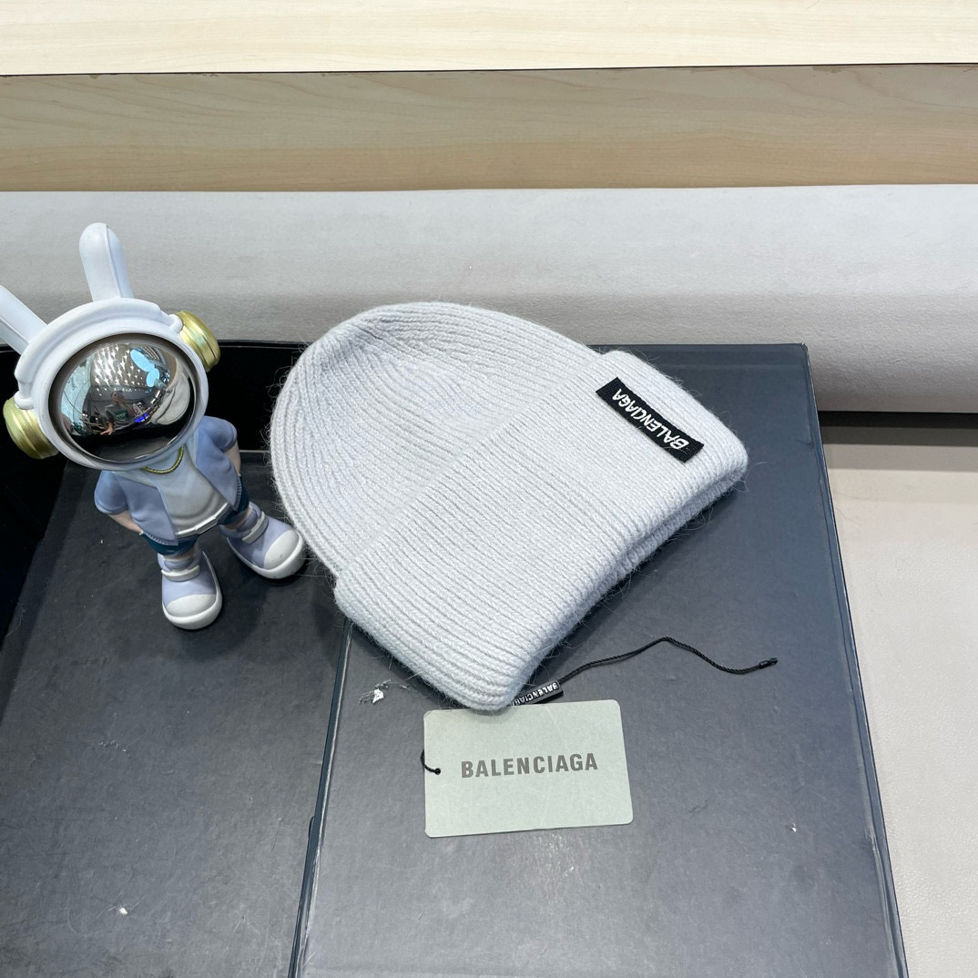 巴黎世家可爱高级感兔毛白色毛线帽子女潮韩版秋冬日系冷帽保暖套头针织帽