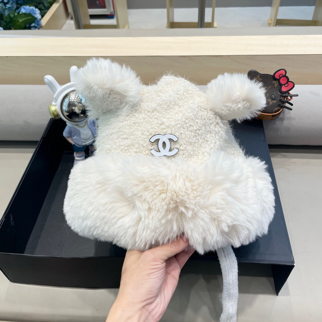 Chanel甜酷小羊羊羔毛发带甜美可爱保暖护耳耳罩女