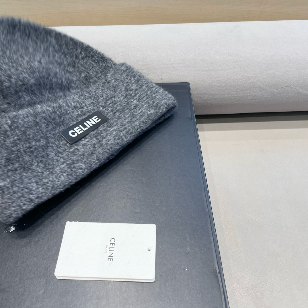 塞琳Celine高级绵羊毛男女纯色时尚百搭针织帽2024冬季亲肤舒适显脸小针织帽