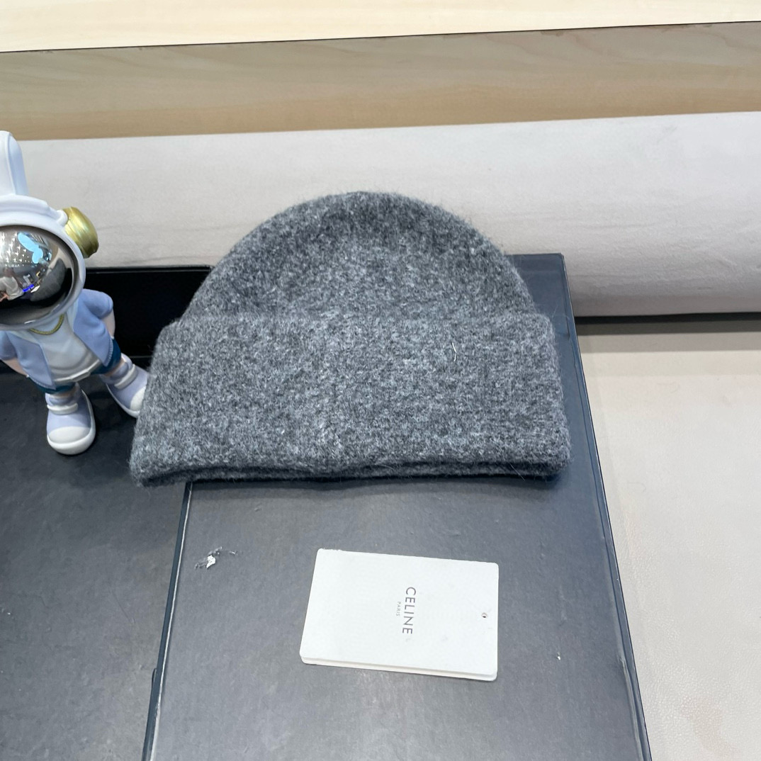 塞琳Celine高级绵羊毛男女纯色时尚百搭针织帽2024冬季亲肤舒适显脸小针织帽