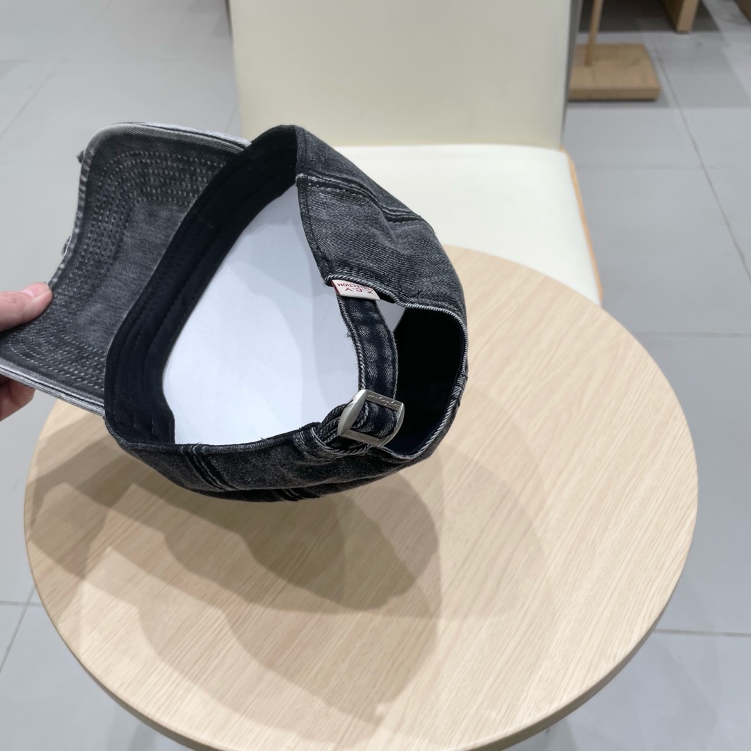 🧢LV路易威登🧢 官网高版出货，刺绣字母棒球帽，非常经典的经典，流行的复古美，四季可用，出门必备，非常显