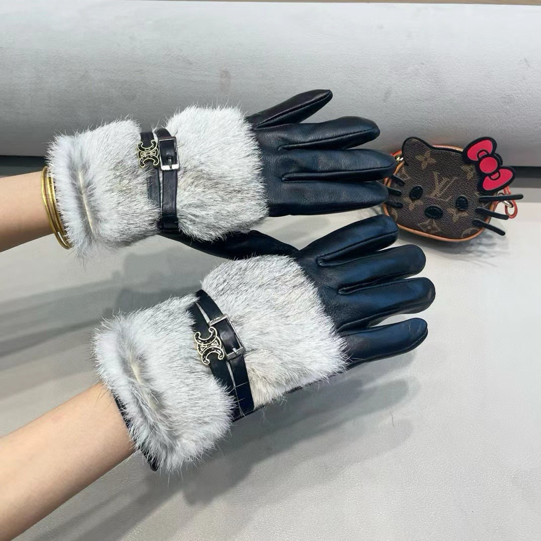 塞琳Celine2024秋冬双C懒兔毛羊皮手套👍手机触屏，秒杀市场差产品，进口一级羊皮➕懒兔毛内里加绒 