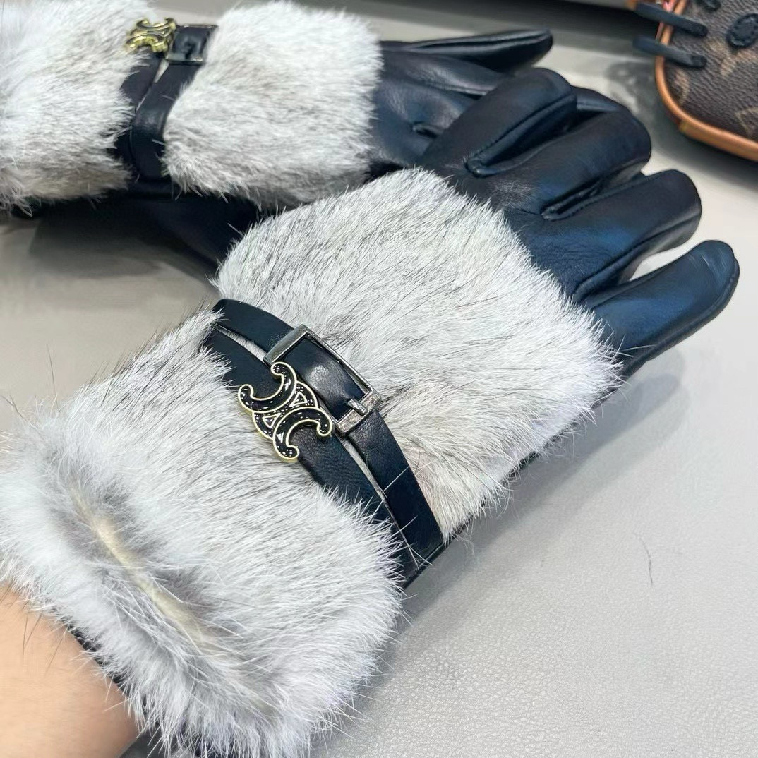 塞琳Celine2024秋冬双C懒兔毛羊皮手套👍手机触屏，秒杀市场差产品，进口一级羊皮➕懒兔毛内里加绒 