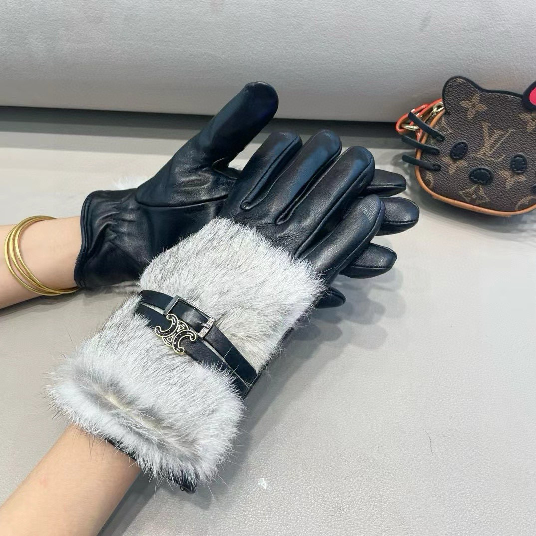塞琳Celine2024秋冬双C懒兔毛羊皮手套👍手机触屏，秒杀市场差产品，进口一级羊皮➕懒兔毛内里加绒 