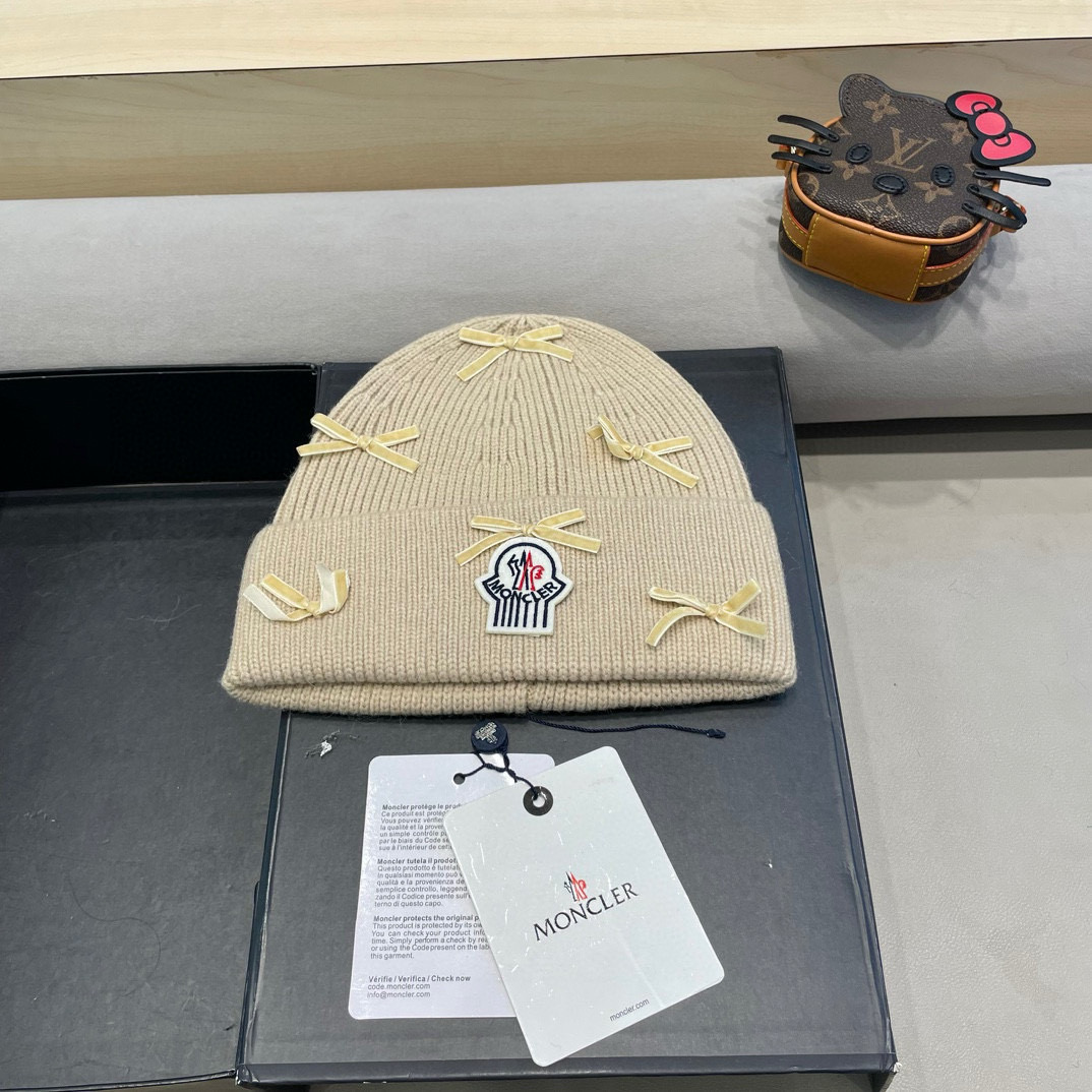 NO:219712,Monocler masked new original single baseball cap, exquisite and pure, stylish and cool and fashionable, counter out of stock, excellent quality wool hat for women autumn and winter new big head wool hat showing face small ear protection warm cold hat trendy hat fisherman hat baseball hat knit hat, hat, christian louboutin, Moncler, espadrilles, hats19860909monocler蒙口新款原单棒球帽, 精致純也格调很有感觉,很酷很时尚,专柜断货热门,质量超赞毛线帽子女秋冬新款大头围毛线帽显脸小护耳保暖冷帽潮帽子渔夫帽棒球帽针织帽,帽子,christian louboutin,Moncler,espadrilles,hats,hat