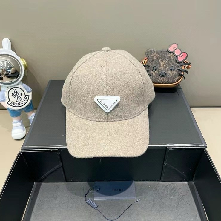 NO:219788,[Prada] Prada autumn and winter wool new simple style baseball cap, big brands synchronize, super easy to match, shipped!  Hat fisherman hat baseball hat knit hat, hat, prada, prada, espadrilles, hats19860909【普拉达】Prada秋冬羊毛新款简约风棒球帽,大牌同步,超好搭配,出货！帽子渔夫帽棒球帽针织帽,帽子,prada,prada,espadrilles,hats,hat
