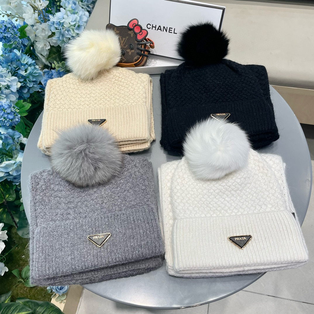 Prada! Hat and scarf! It’s so nice to be warm