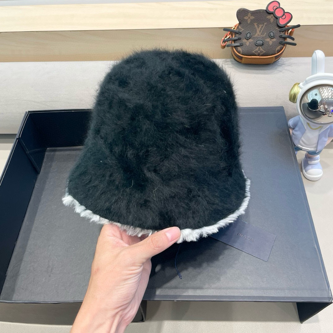 sombrero prada 2024 — photo 6