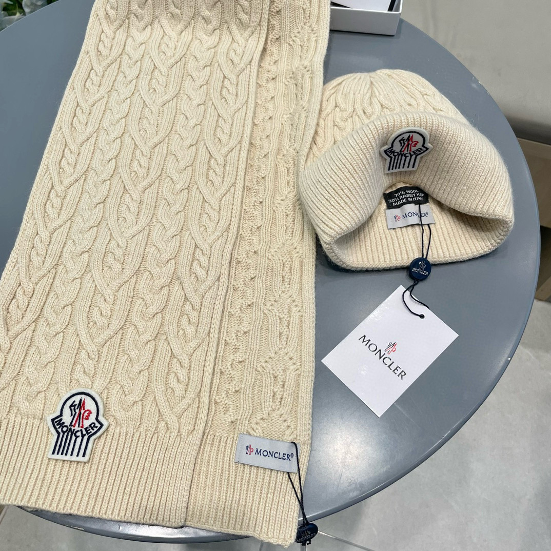 Stay Warm this Winter with Moncler’s New Hat and Scarf Set! - 图片 9