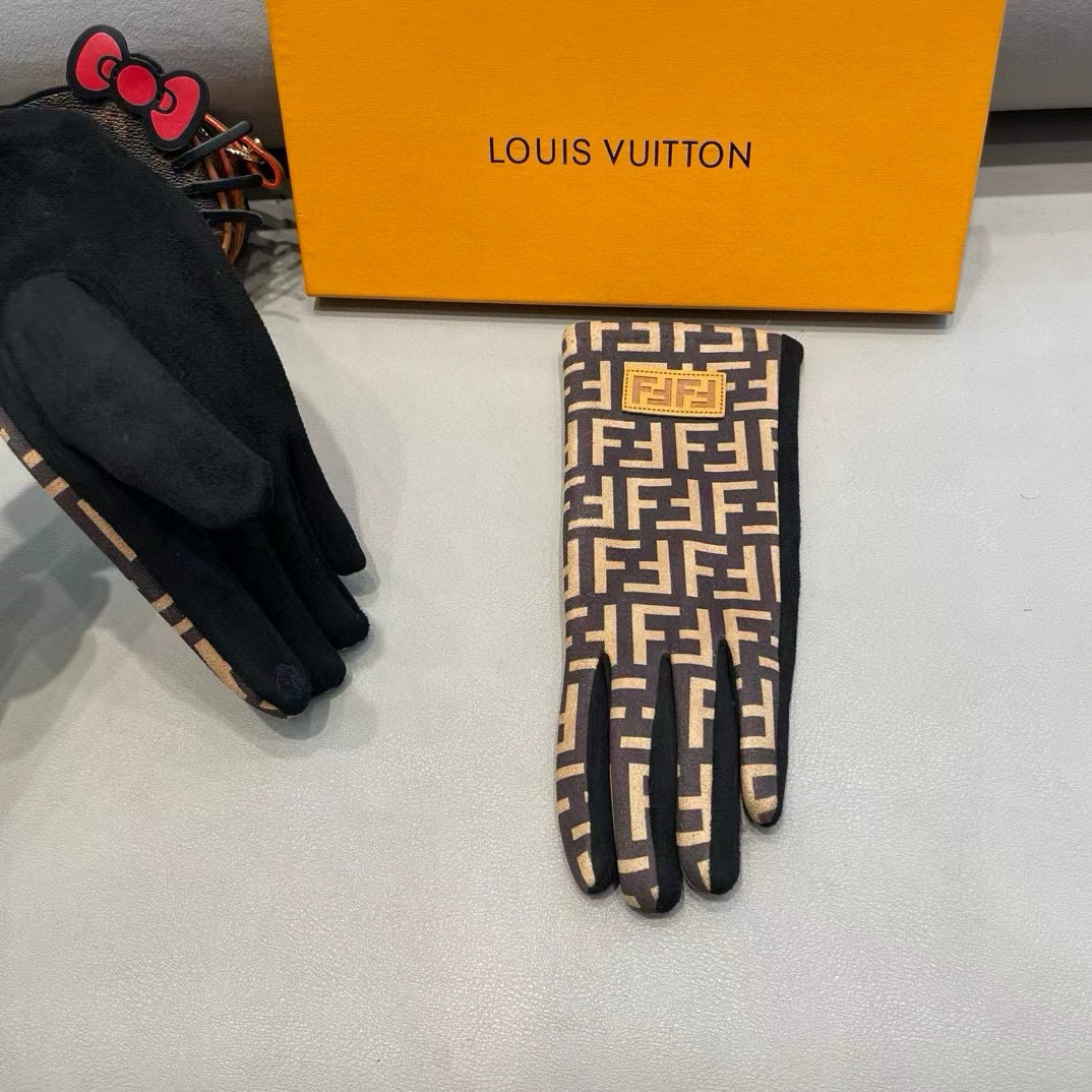 “Fendi Wool-Shield Gloves: Warm F-F Letter Design for Autumn and Winter” - 图片 9