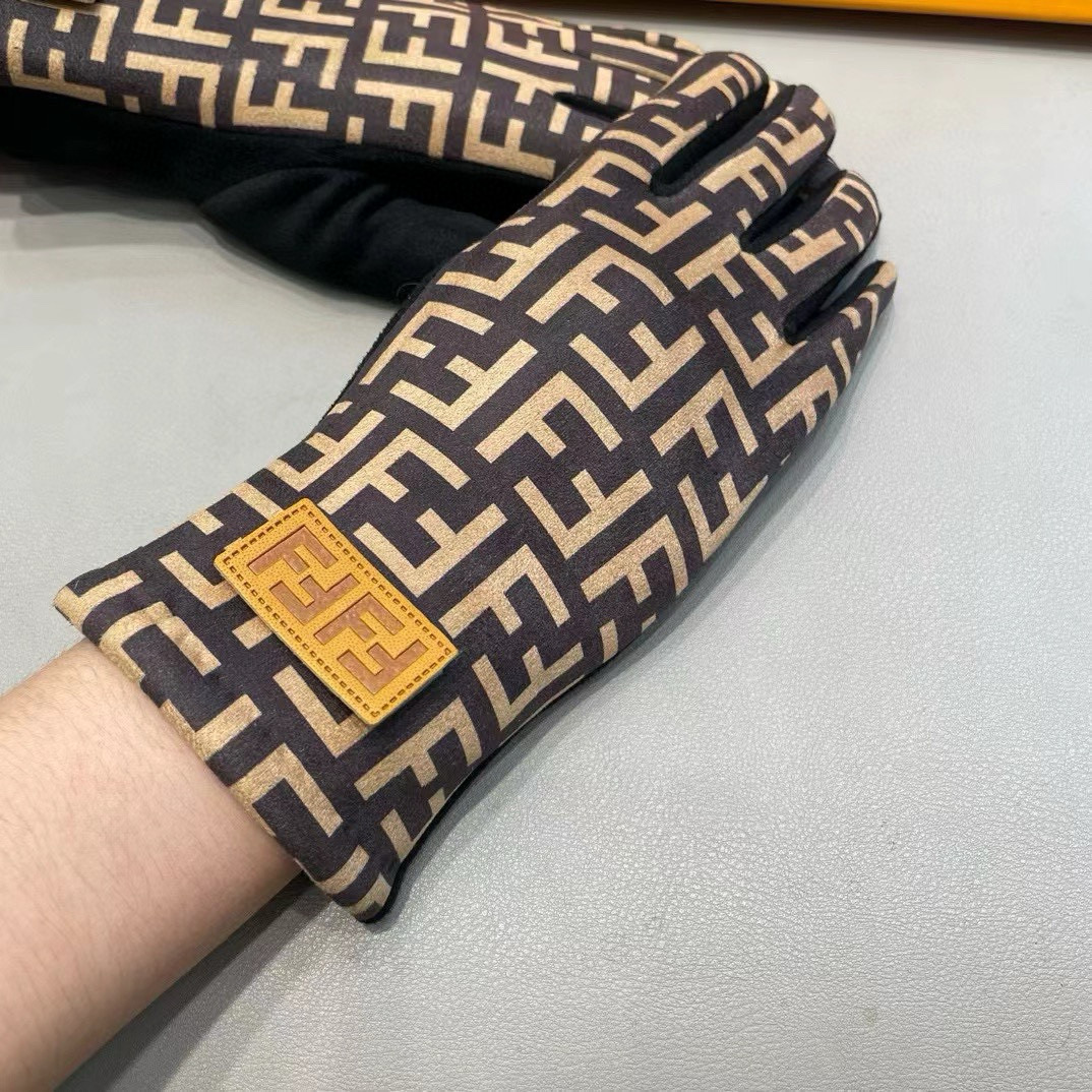“Fendi Wool-Shield Gloves: Warm F-F Letter Design for Autumn and Winter” - 图片 3