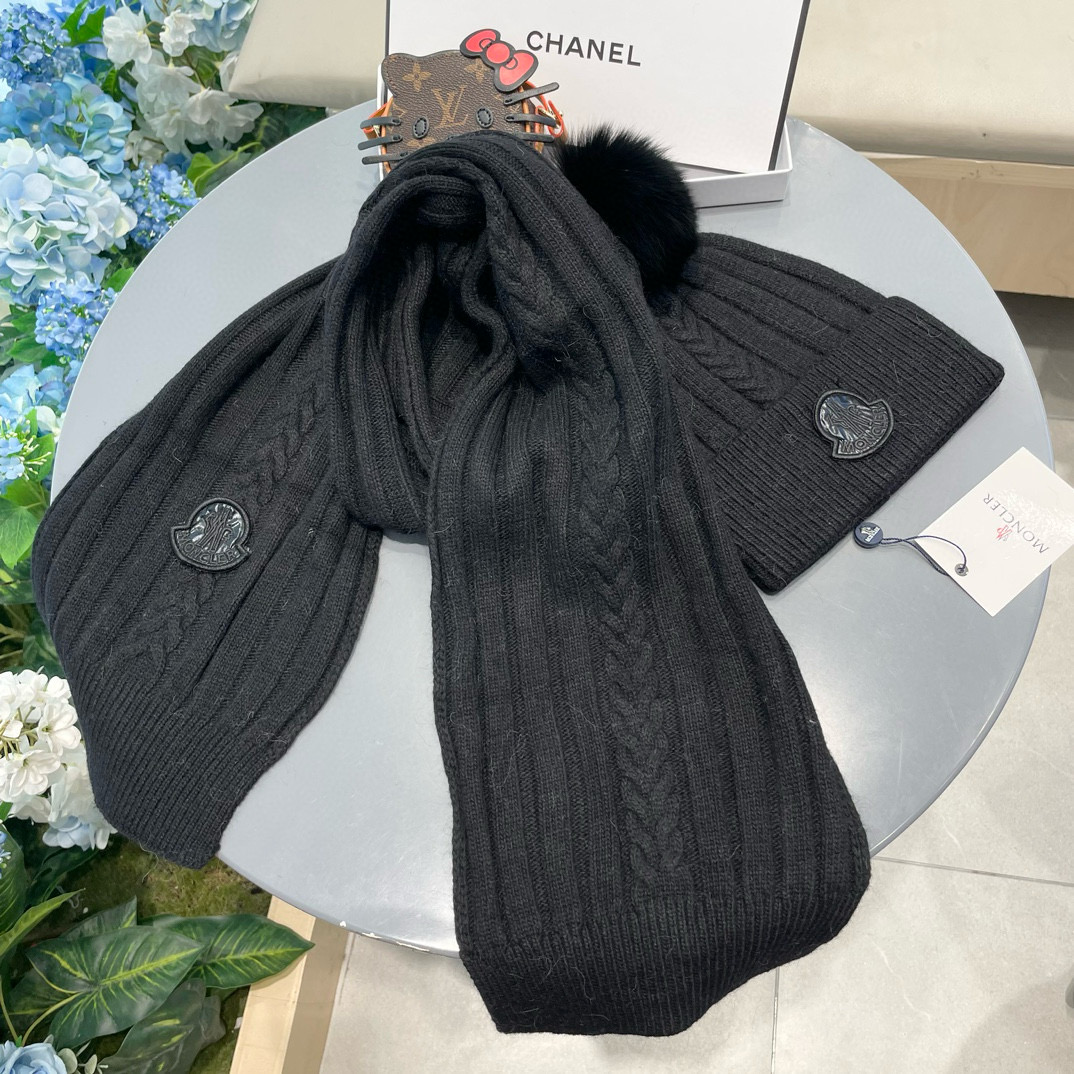 Moncler Wool Rabbit Hat and Scarf: Warm and Stylish Unisex Couples’ Accessories with Unique Labeling Options - 图片 6