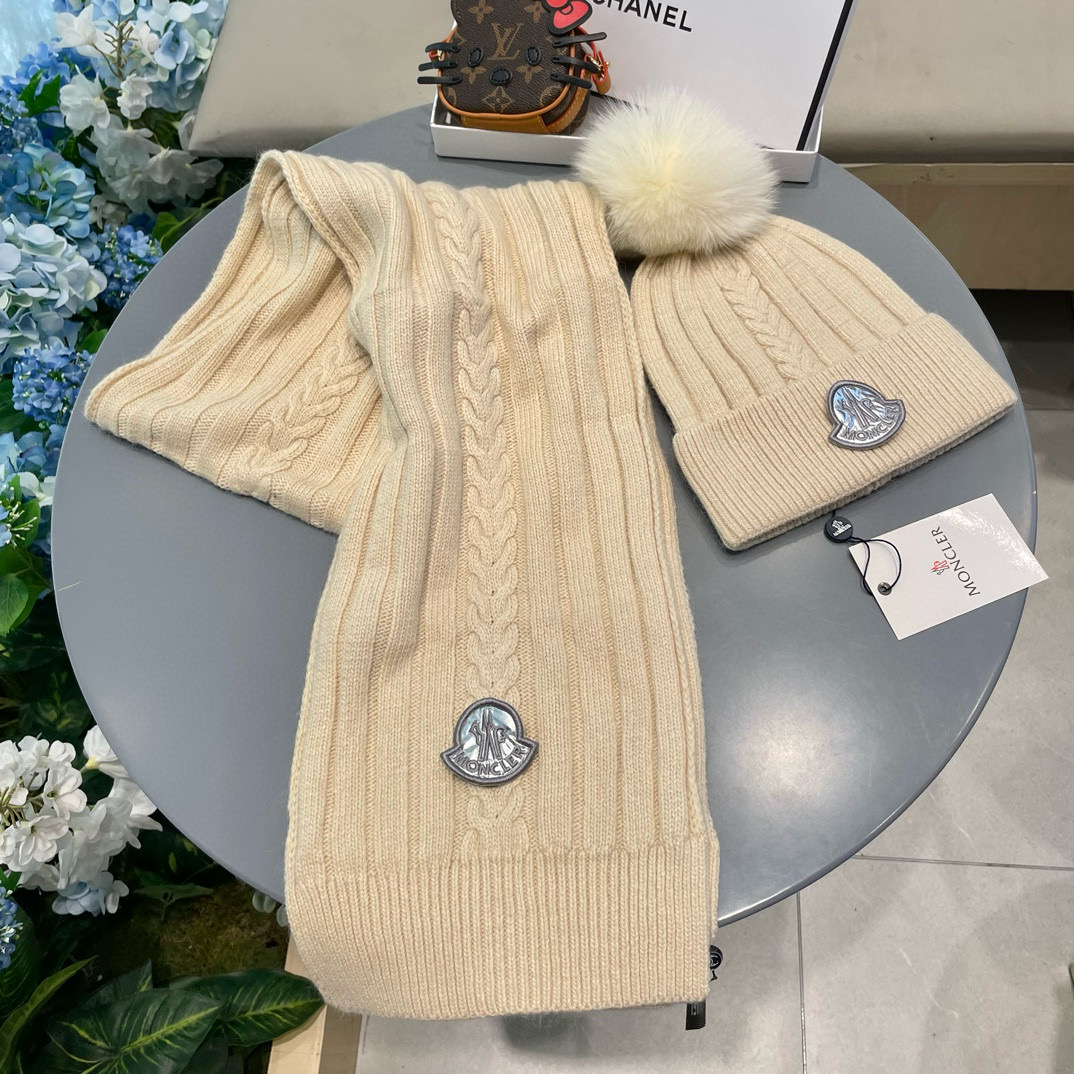 Moncler Wool Rabbit Hat and Scarf Set for Stylish Warmth – Unisex Couples’ Qazi Collection - 图片 3