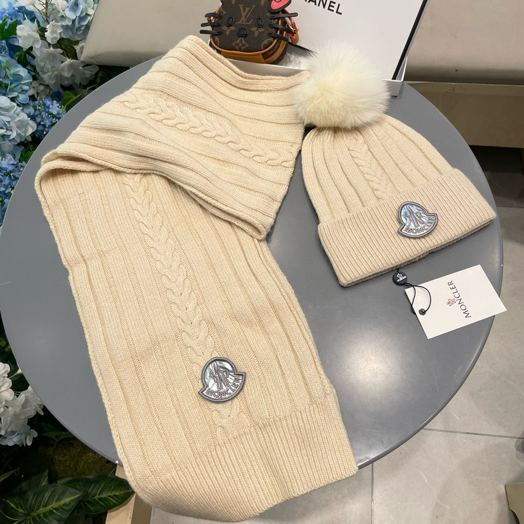 Moncler Wool Rabbit Hat and Scarf Set for Stylish Warmth – Unisex Couples’ Qazi Collection - 图片 4