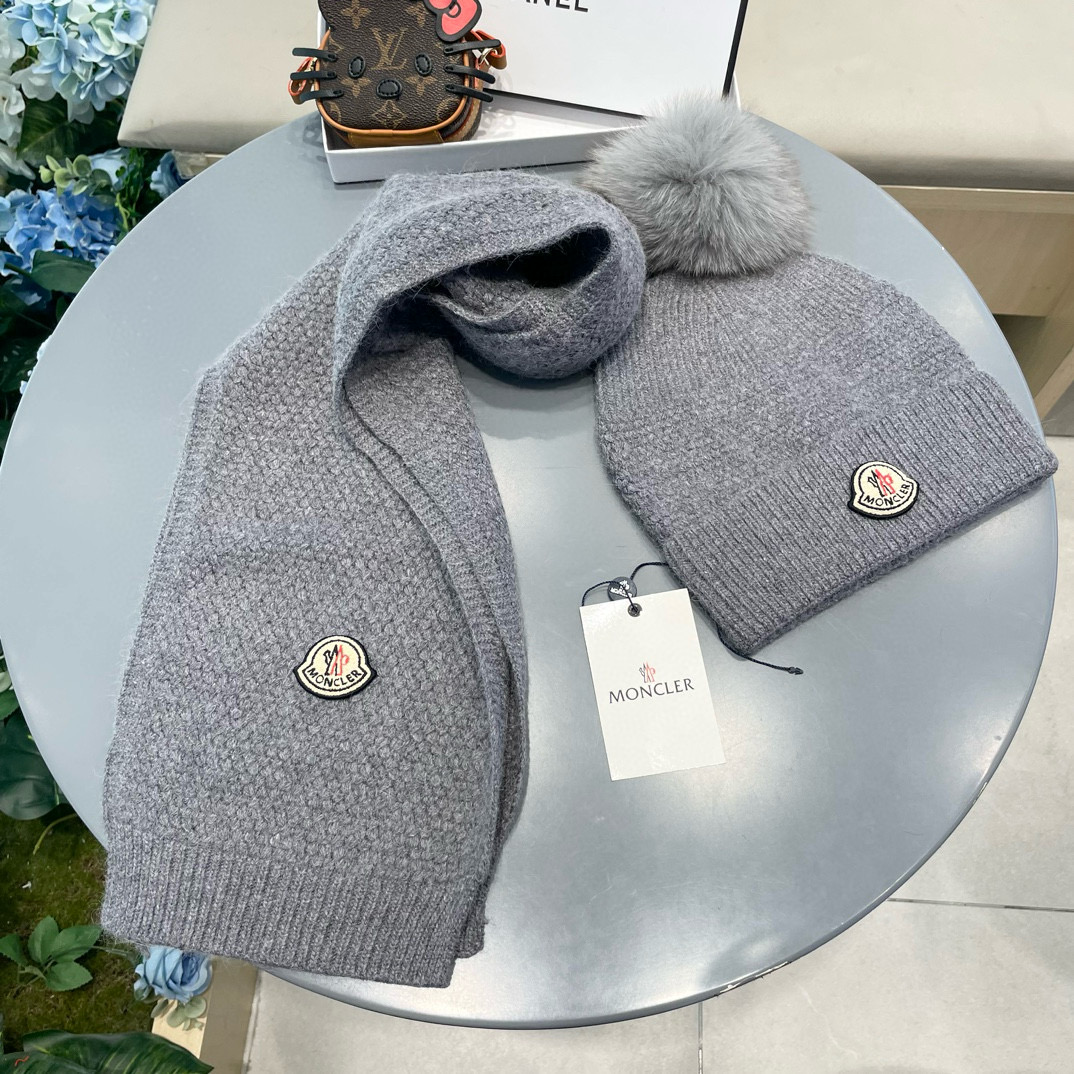 “Classic Wool Rabbit Hat and Scarf Set for Warmth and Style” - 图片 4