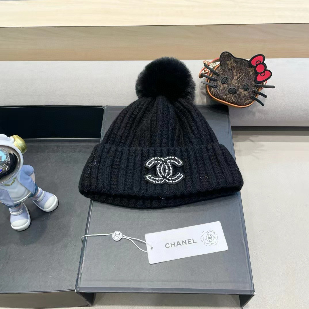 NO:220311,Chanel choking chili same wool hat warm artificial wool ball hat knit hat winter pullover ear protection hat women trendy hat fisherman hat baseball hat knit hat, hat, chanel, espadrilles, hats19860909Chanel呛口小辣椒同款毛线帽保暖人造毛球帽子针织帽冬季套头护耳帽女潮帽子渔夫帽棒球帽针织帽,帽子,chanel,espadrilles,hats,hat