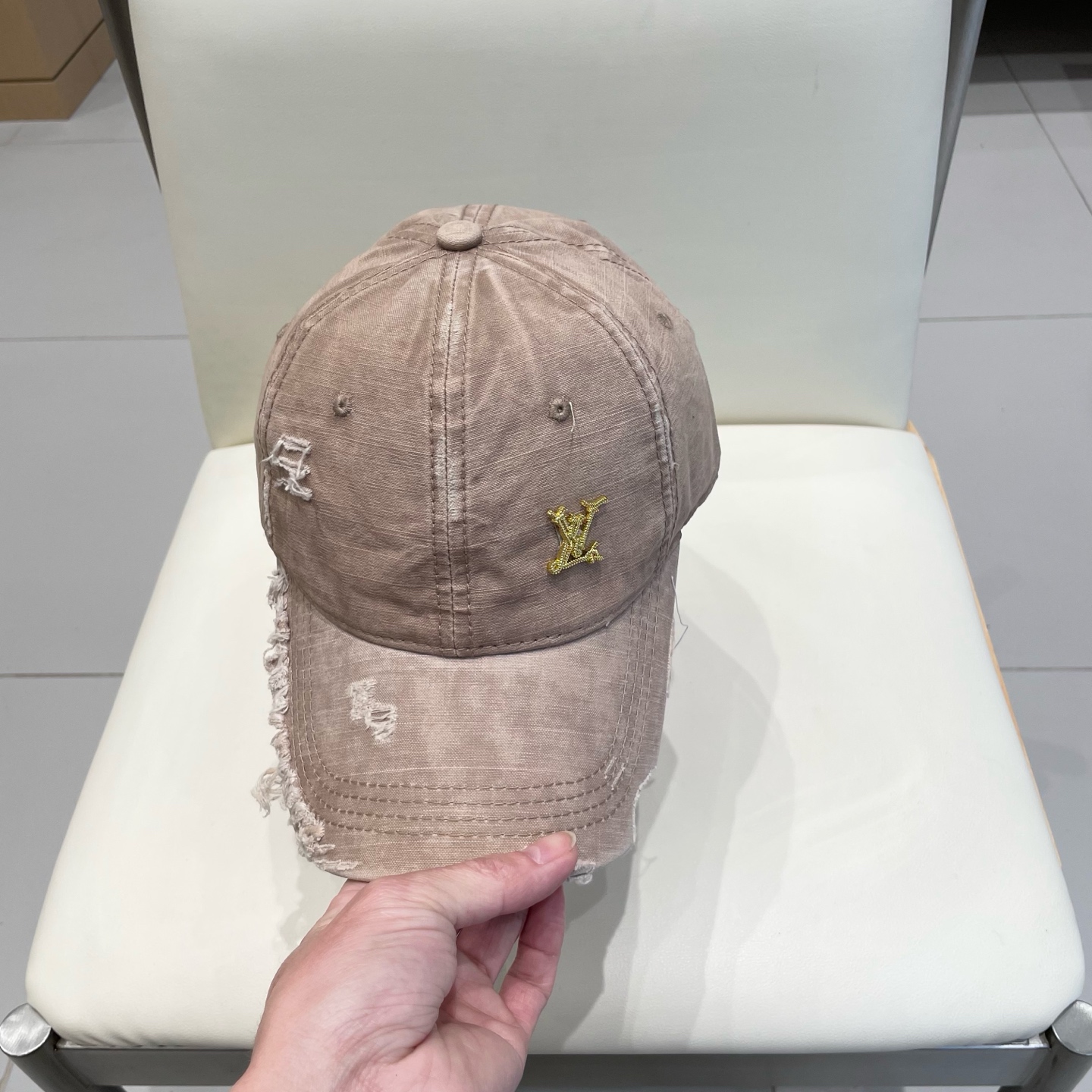  LV路易威登2025春夏原单刺绣棒球帽  轻盈透气。完美版型，独家实物拍摄，男女适用