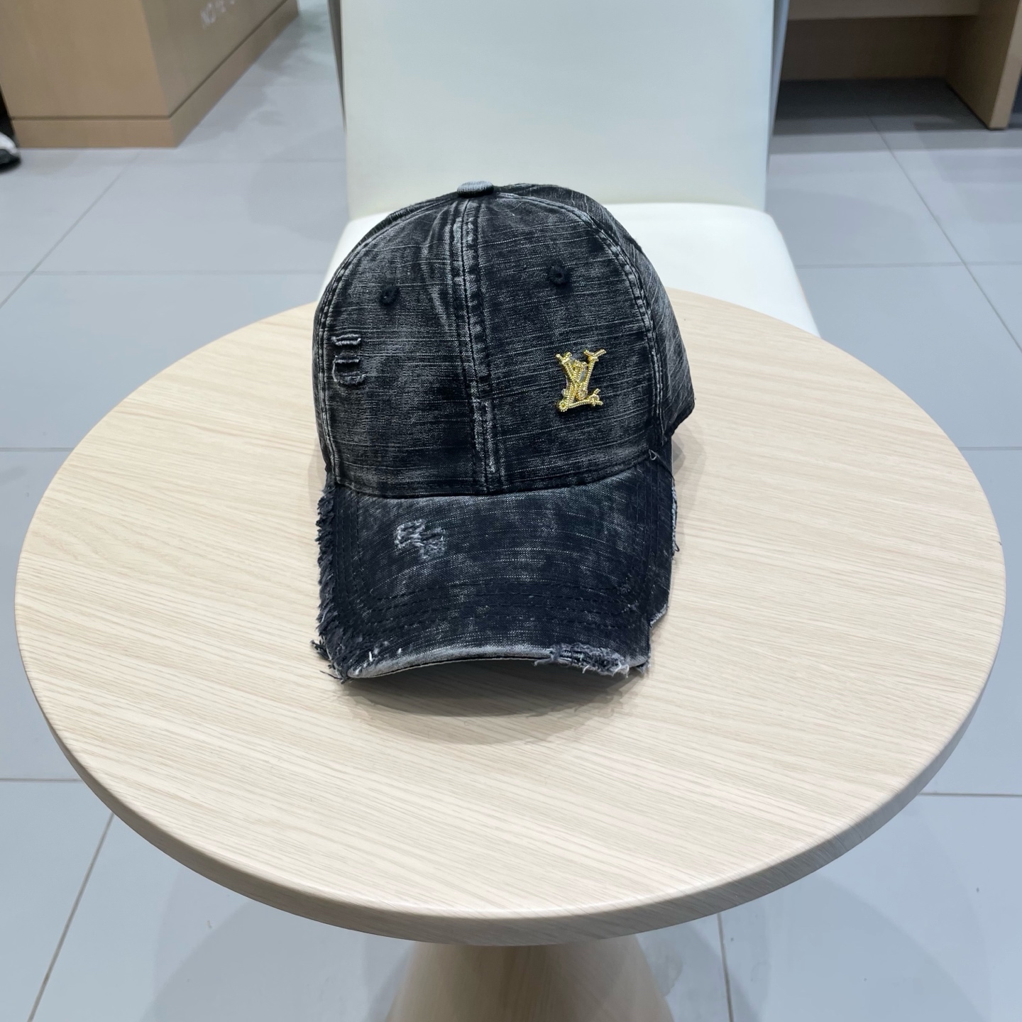  LV路易威登2025春夏原单刺绣棒球帽  轻盈透气。完美版型，独家实物拍摄，男女适用