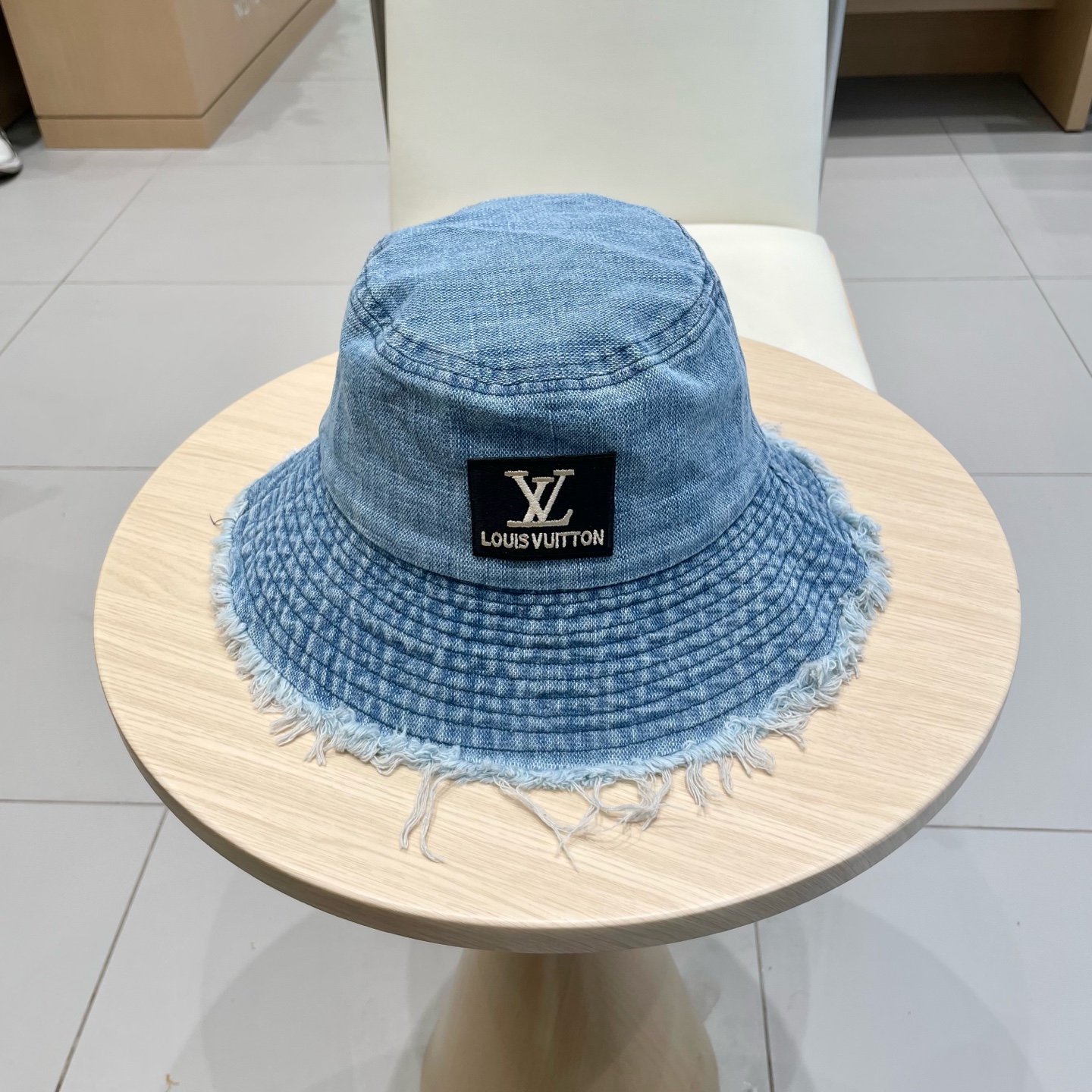 NO:220240,2025 retro old breasted cowboy fisherman hat women summer versatile big hat brim showing face small sun protection sun hat hat fisherman hat baseball hat knit hat, hat, espadrilles, hats198609092025复古做旧毛边牛仔渔夫帽女夏季百搭大帽檐显脸小防晒遮阳帽子帽子渔夫帽棒球帽针织帽,帽子,espadrilles,hats,hat