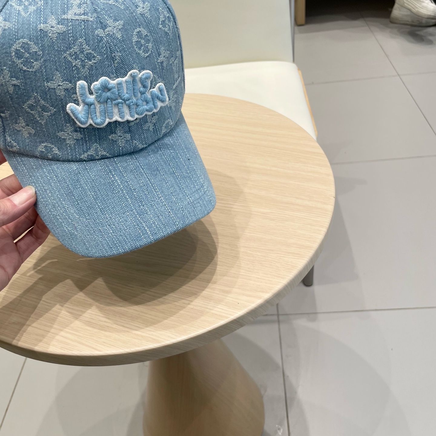  2025新款原单牛仔棒球帽LV路易威登🧢轻盈透气。完美版型，独家实物拍摄，男女适用