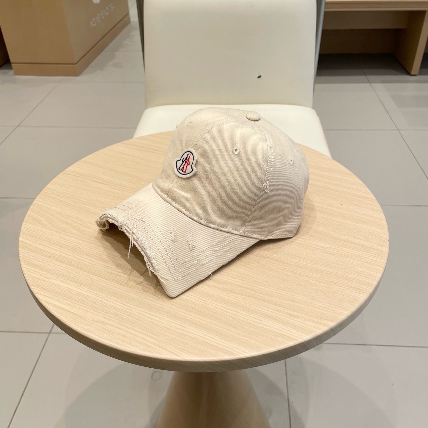  蒙口MONCLER2025新款棒球帽，时尚炸街单品，风格很OK，网红.时尚博主的最爱！高品质舒适透气，