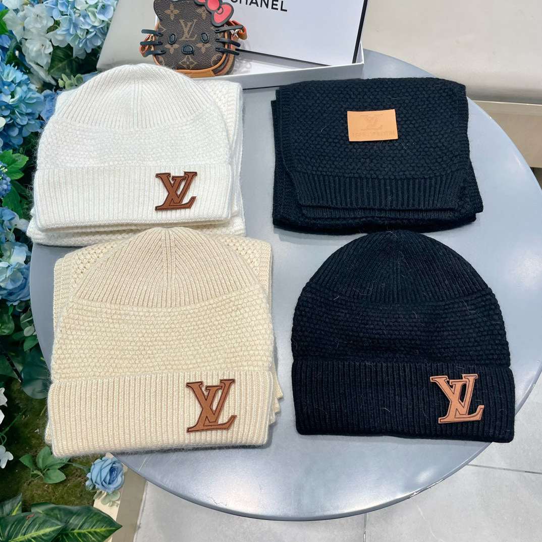 NO:220256,Lv Home.【Two-piece set-wool suit hat】Classic suit hat!  Hat scarf!  It’s super comfortable~ A young lady in winter~ You’re just a short set of hats this winter~ It’s warm and fashionable!  Universal style for men and women! Can be used as a couple style!  Complete anti-counterfeiting label hanging cards!  Louis vuitton, espadrilles,hats19860909Lv家.【两件套-羊毛套装帽子】经典套装帽子！帽子围巾！暖暖哒超级舒服～冬日小姐姐减龄神器哦～这个冬天你就差这么一套套装帽子啦～又保暖又时尚！男女通用款!可以做情侣款！防伪标签吊卡齐全！多多款式,欢迎选择!帽子渔夫帽棒球帽针织帽,帽子,louis vuitton,espadrilles,hats,hat